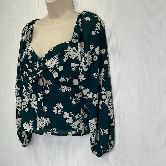 Abercrombie & Fitch - Cinched Dark Green And White Floral Long Sleeve Blouse Med - Picture 6 of 12